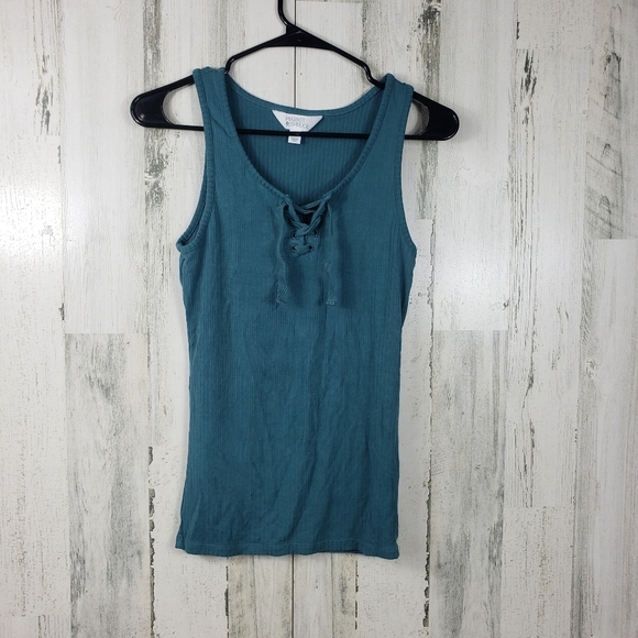 3/$15 market and spruce blue shoe lace tank top women's size medium - Picture 8 of 8